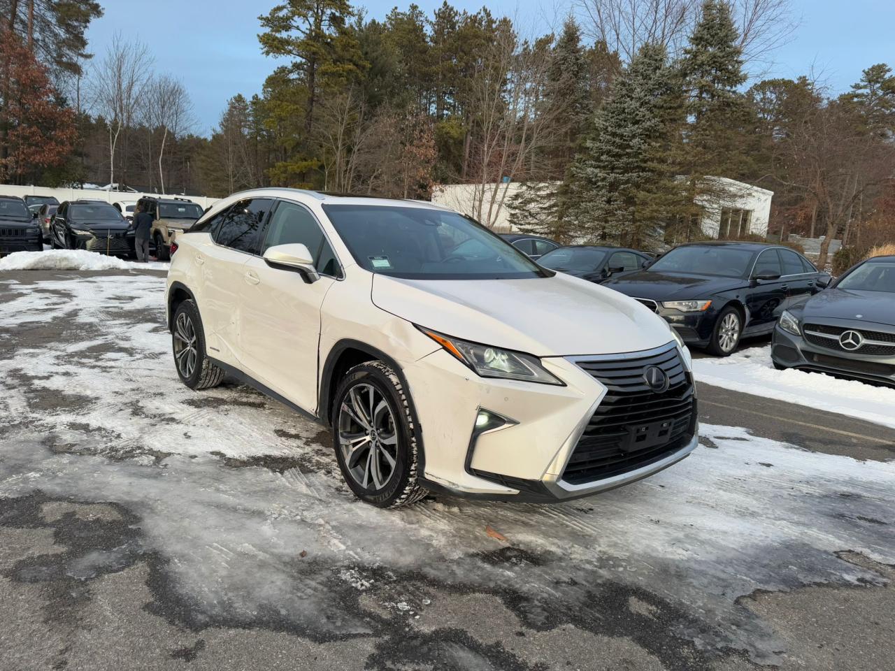 2T2BGMCAXKC038467 - 2019 Lexus rx 450h ba
