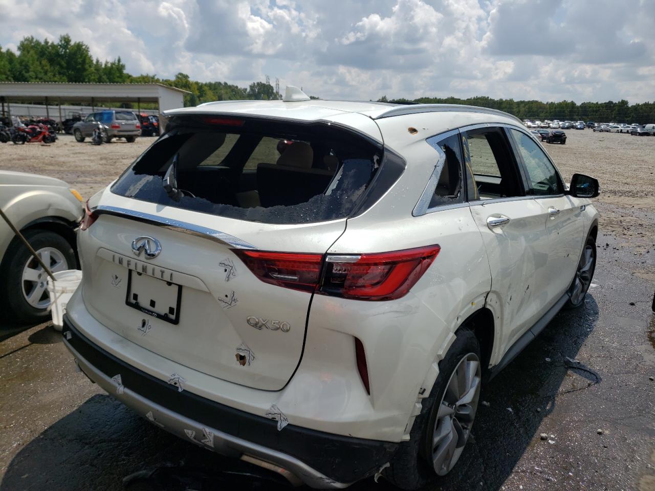 3PCAJ5BAXMF111800 - 2021 Infiniti qx50 luxe