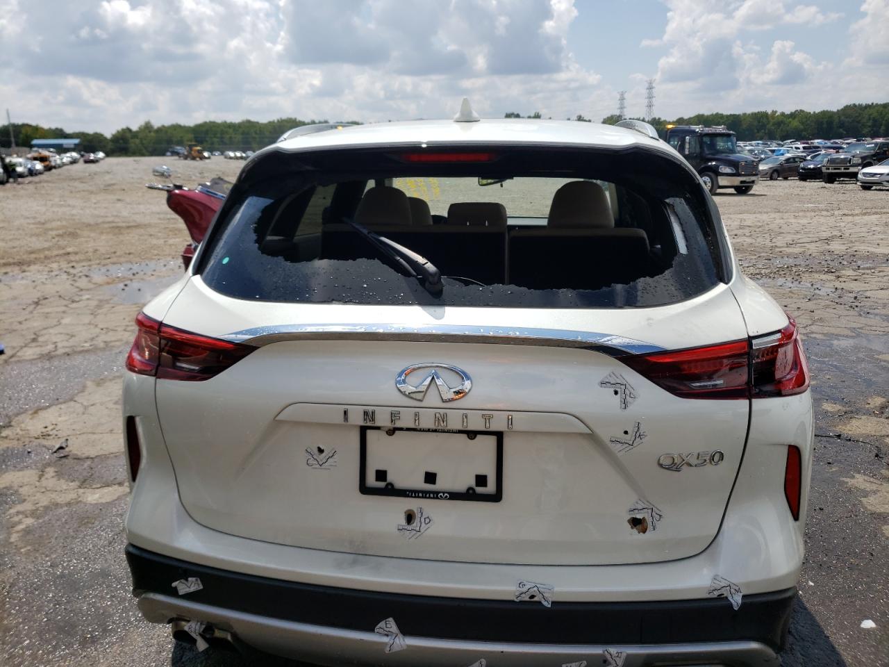 3PCAJ5BAXMF111800 - 2021 Infiniti qx50 luxe