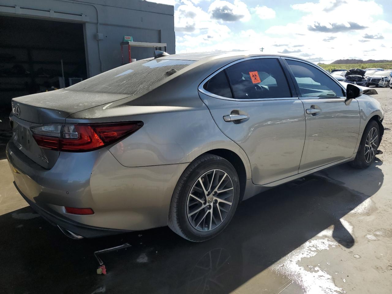 58ABK1GG9JU101788 - 2018 Lexus es 350
