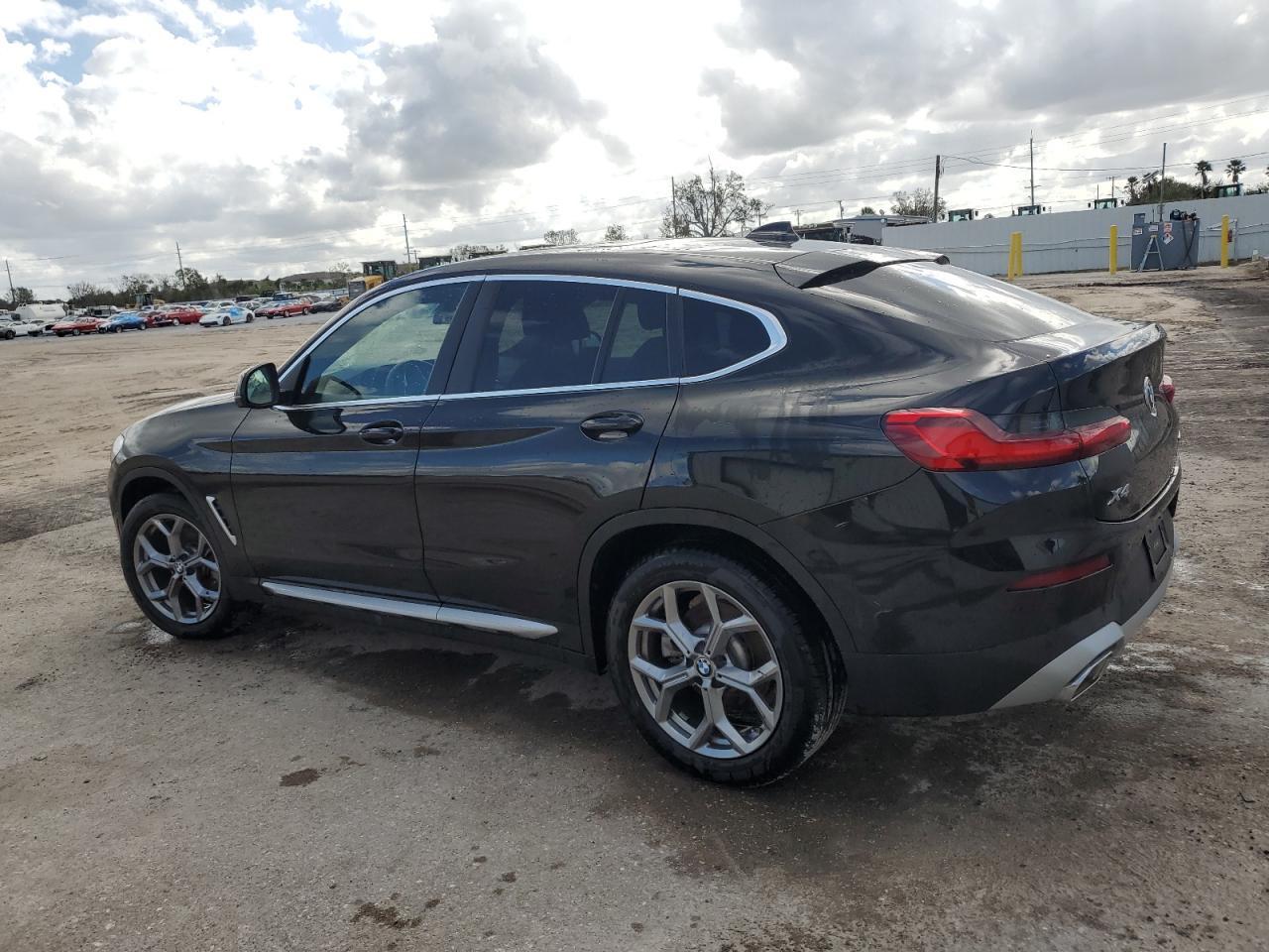 5UX33DT08R9X12108 - 2024 Bmw x4 xdrive3