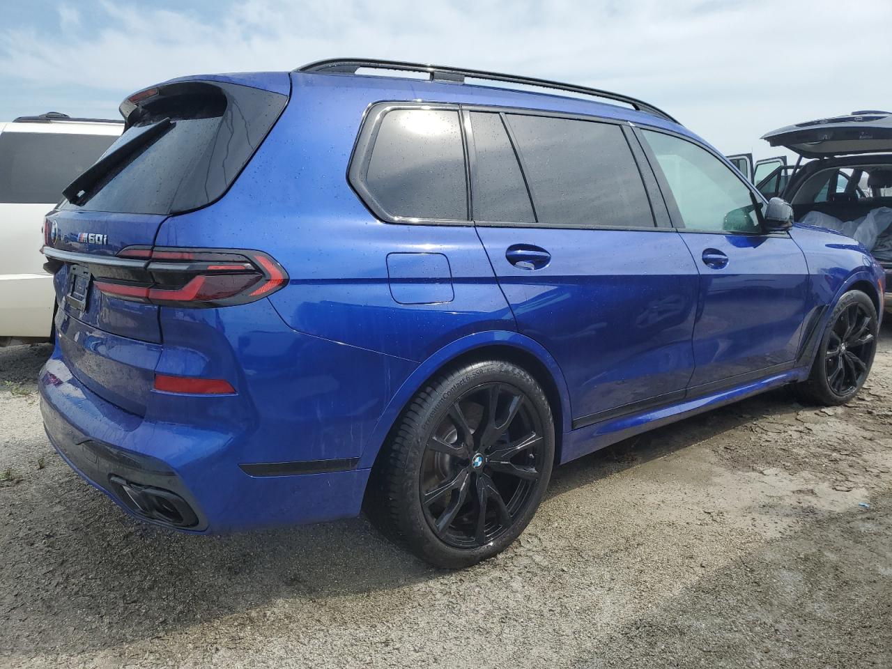 5UX33EM03R9T68577 - 2024 Bmw X7