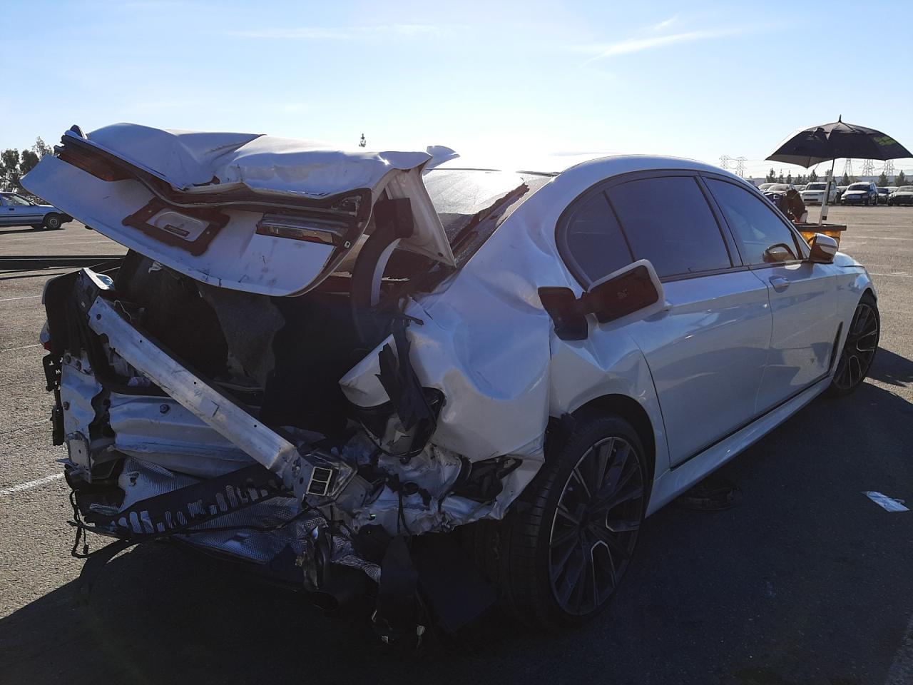 WBA7T2C00MCF18613 - 2021 Bmw 740 i