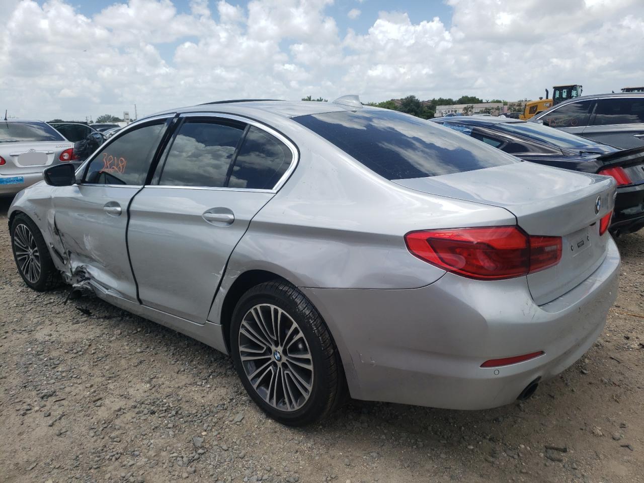 WBAJR3C08LCE60131 - 2020 Bmw 530 i