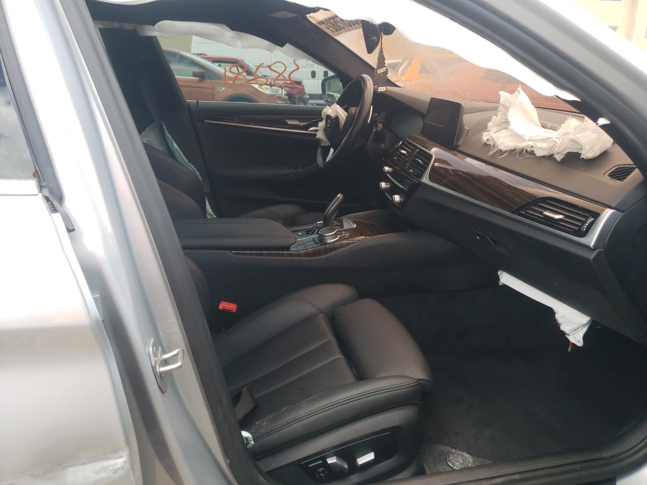 WBAJR3C08LCE60131 - 2020 Bmw 530 i